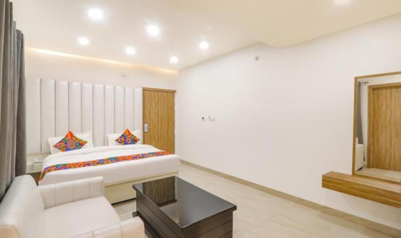 Fabhotel Ruklo Patna  Bagian luar foto
